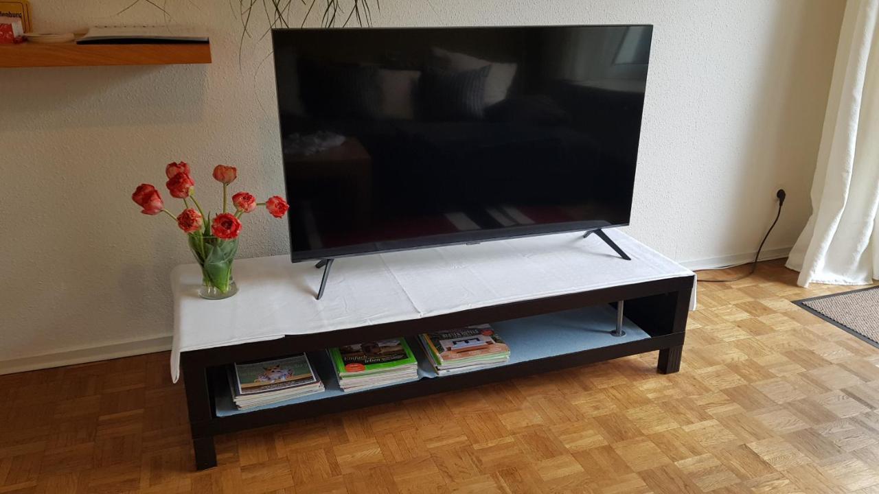 Stadtnahe Wohnung Mit Kl.Balkon Und Parkplatz Olsztyn Bagian luar foto