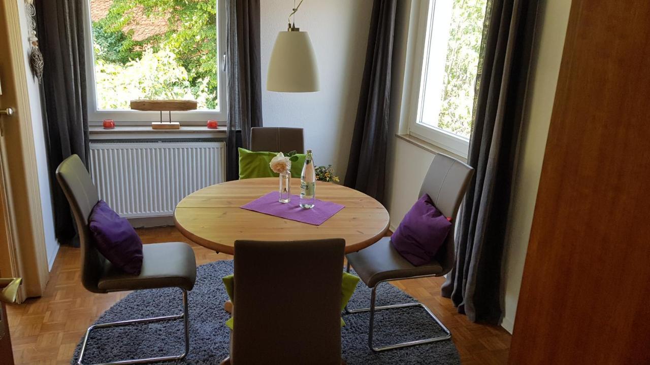 Stadtnahe Wohnung Mit Kl.Balkon Und Parkplatz Olsztyn Bagian luar foto